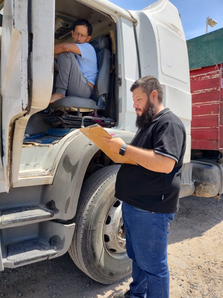 Relevamiento de datos en transporte de cargas, equipo PUIKUS en Argentina